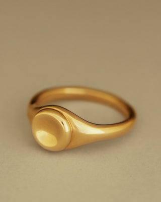 Button Ring by George Rings. Solid 18K yellow gold signet style ring. Not hollow. 