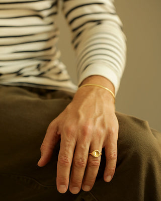 Button Ring Grand by George Rings. Solid 18K yellow gold signet style ring. Not hollow. 