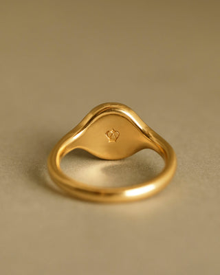 The Duchess | Peridot Cabochon