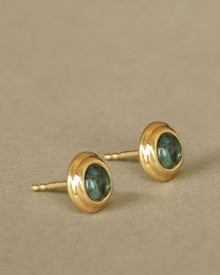 Duchess Studs by George Rings. Solid 18K yellow gold blue green tourmaline cabochon stud earrings. 8mm