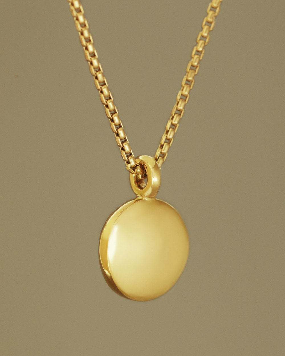 Dutch Coin Pendant by George Rings - 18K yellow gold