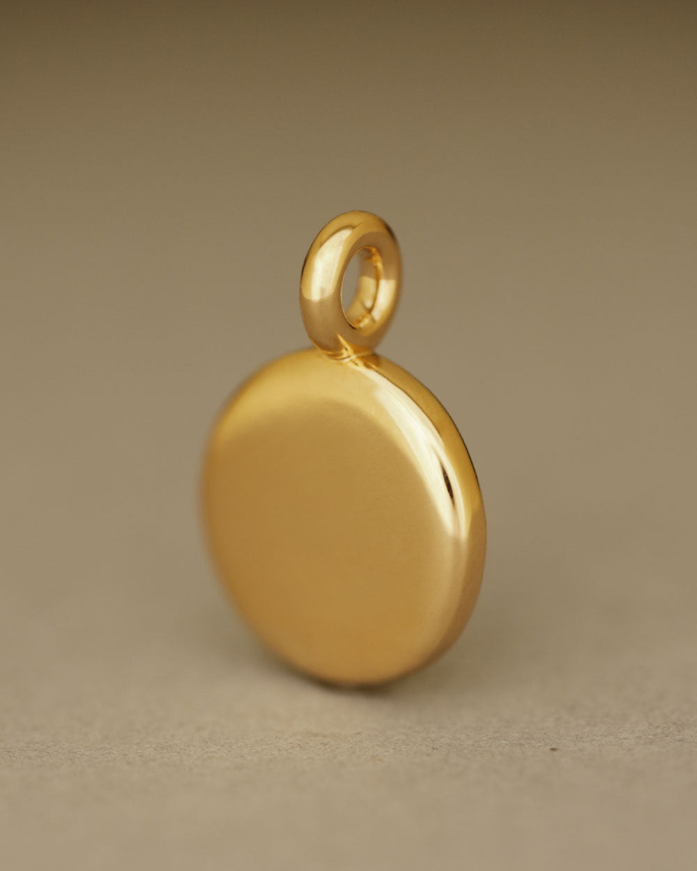 George Rings Jewelry Dutch Coin Pendant by George Rings - 18k yellow gold