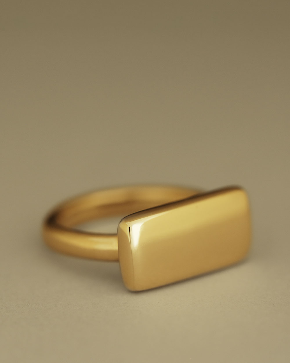 Gold Bar Ring by George Rings - 18K yellow gold