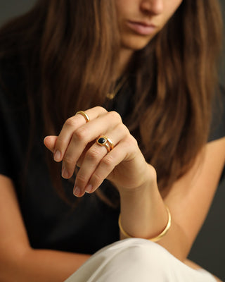 Sophia Ring by George Rings black tourmaline cushion cut cabochon solitaire ring in solid 18k gold