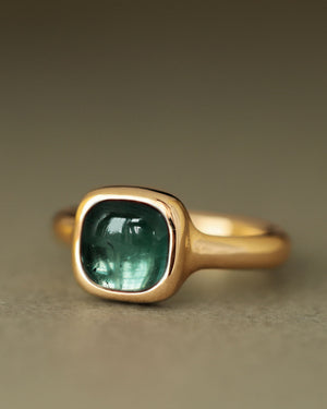 Sophia Ring by George Rings blue green tourmaline cushion cut cabochon solitaire ring in solid 18k gold