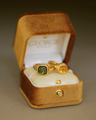 velvet george rings box with sophia in green tourmaline and duchess ring in citrine solid 18k yellow gold vintage italian silk velvet ring box