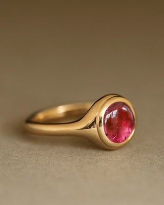 Duchess Ring by George Rings pink tourmaline cabochon solid 18k yellow gold